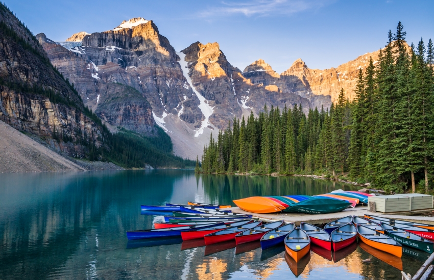 two people canoeing